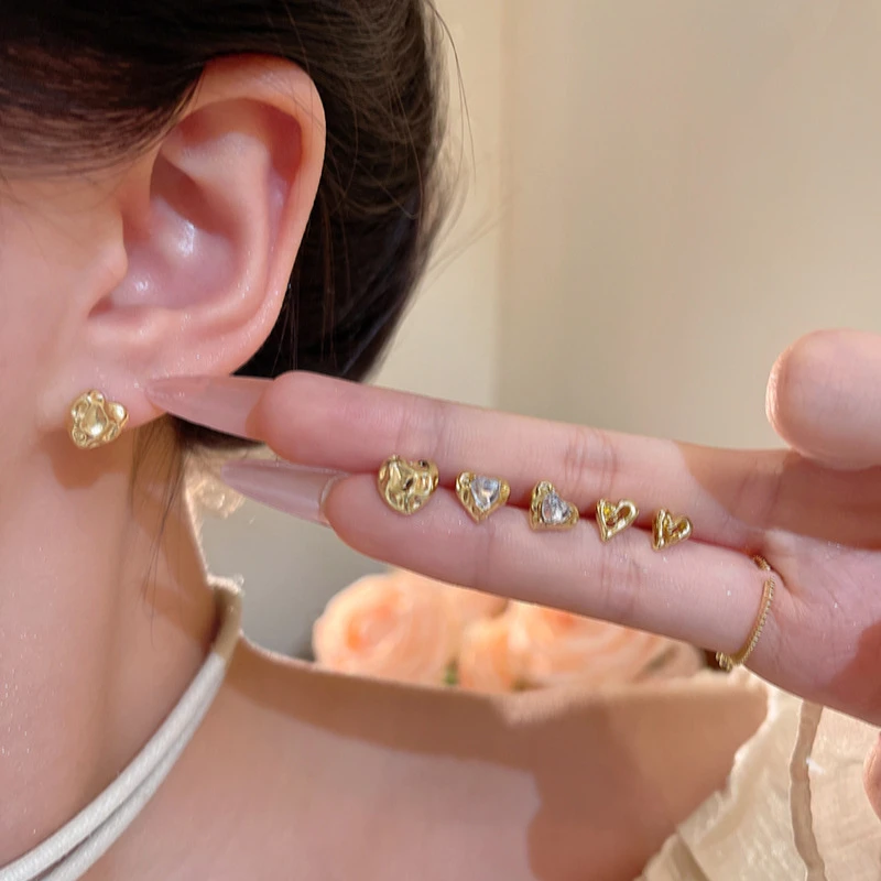 锌合金耳饰 Q429气质迷你轻奢时尚百搭简约精致小巧耳饰耳钉饰品