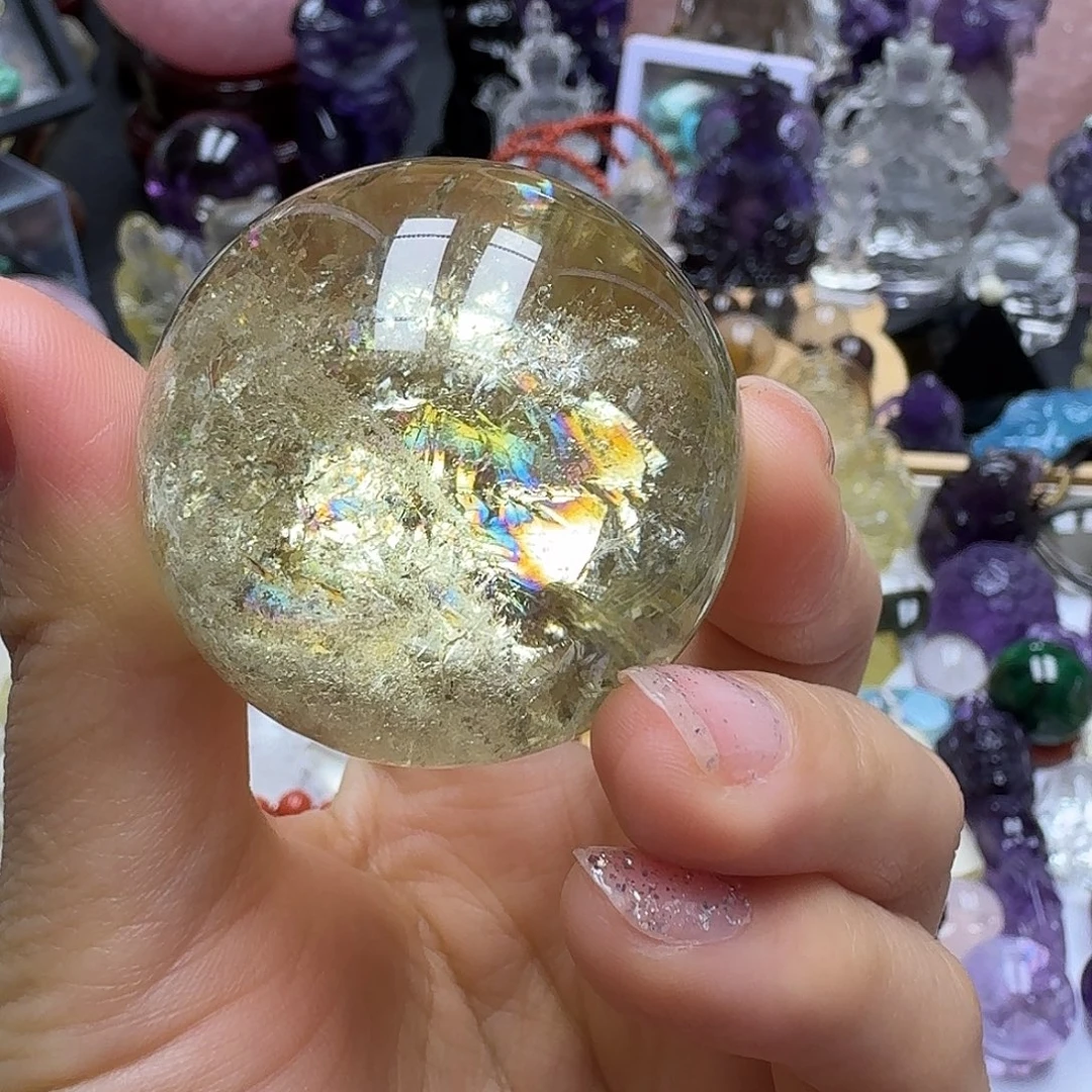 慶***未镶嵌珠宝半成品水晶