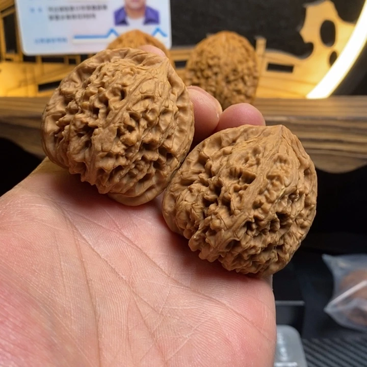 俩***克文玩核桃把件43大肚子大克重福利