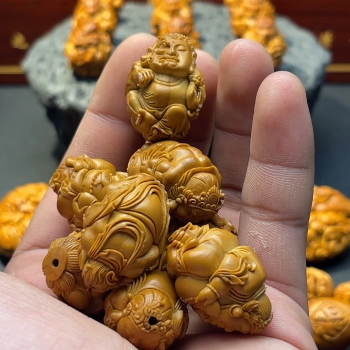 阿***邦橄榄核吊坠黄财神