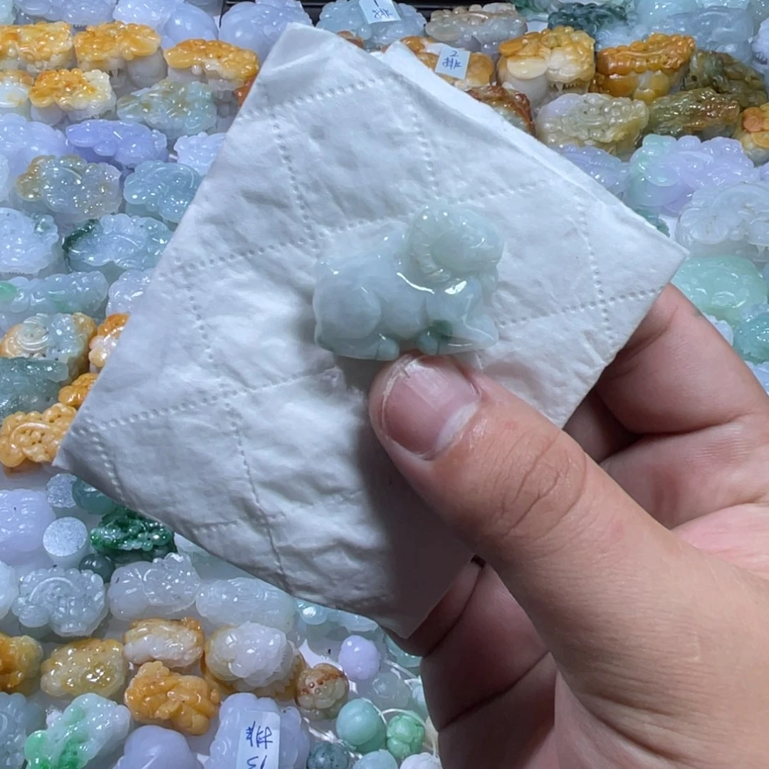 翡翠未镶嵌颈饰天然