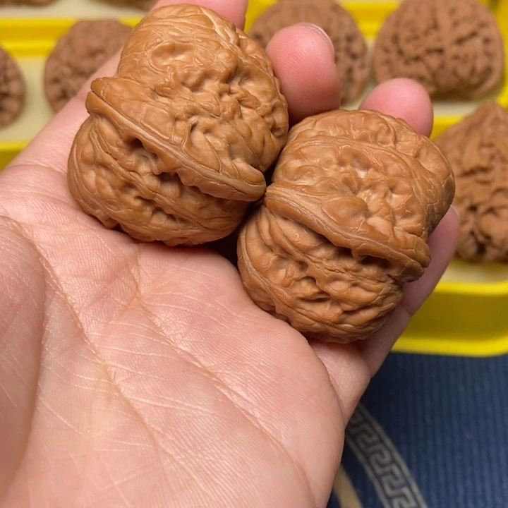 文玩核桃吊坠元宝42