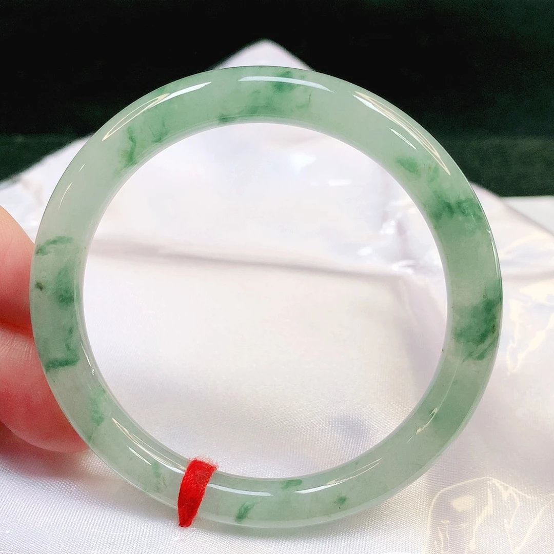 翡翠手镯（圆镯）未镶嵌23号