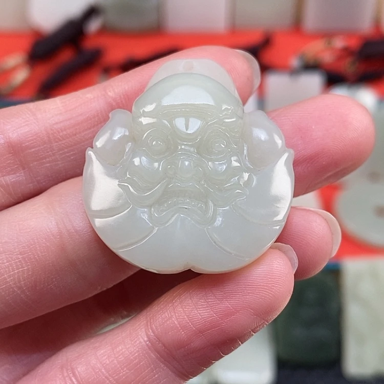 【闪购商品】颈饰未镶嵌和田玉