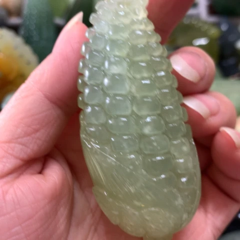 蛇纹石玉未镶嵌手把件