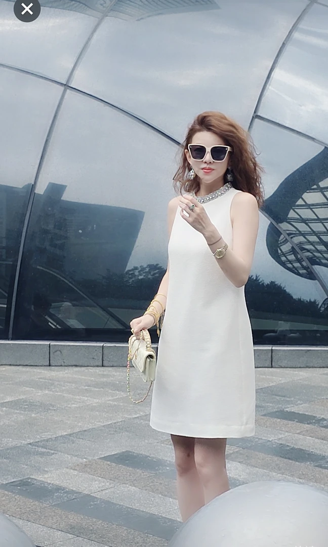 小明姐姐【小精致】气质优雅宽松短款设计师款连衣裙