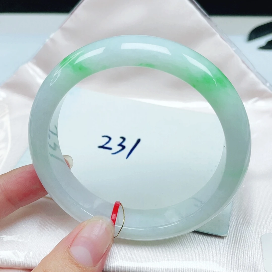 翡翠未镶嵌手镯正圈56