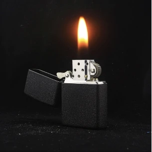 钓鱼爆护打火机