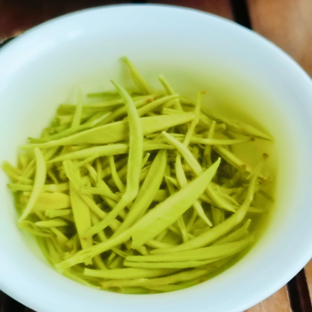 2025新茶 邓村芽毛尖50g 高山云雾绿茶毛峰碧峰