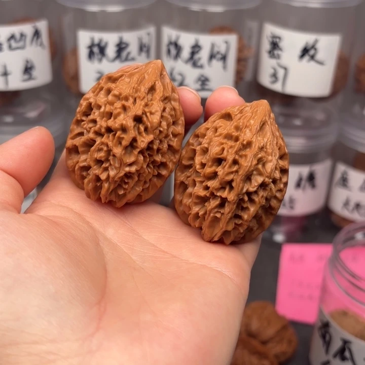 桃核把件37招财鼠全品