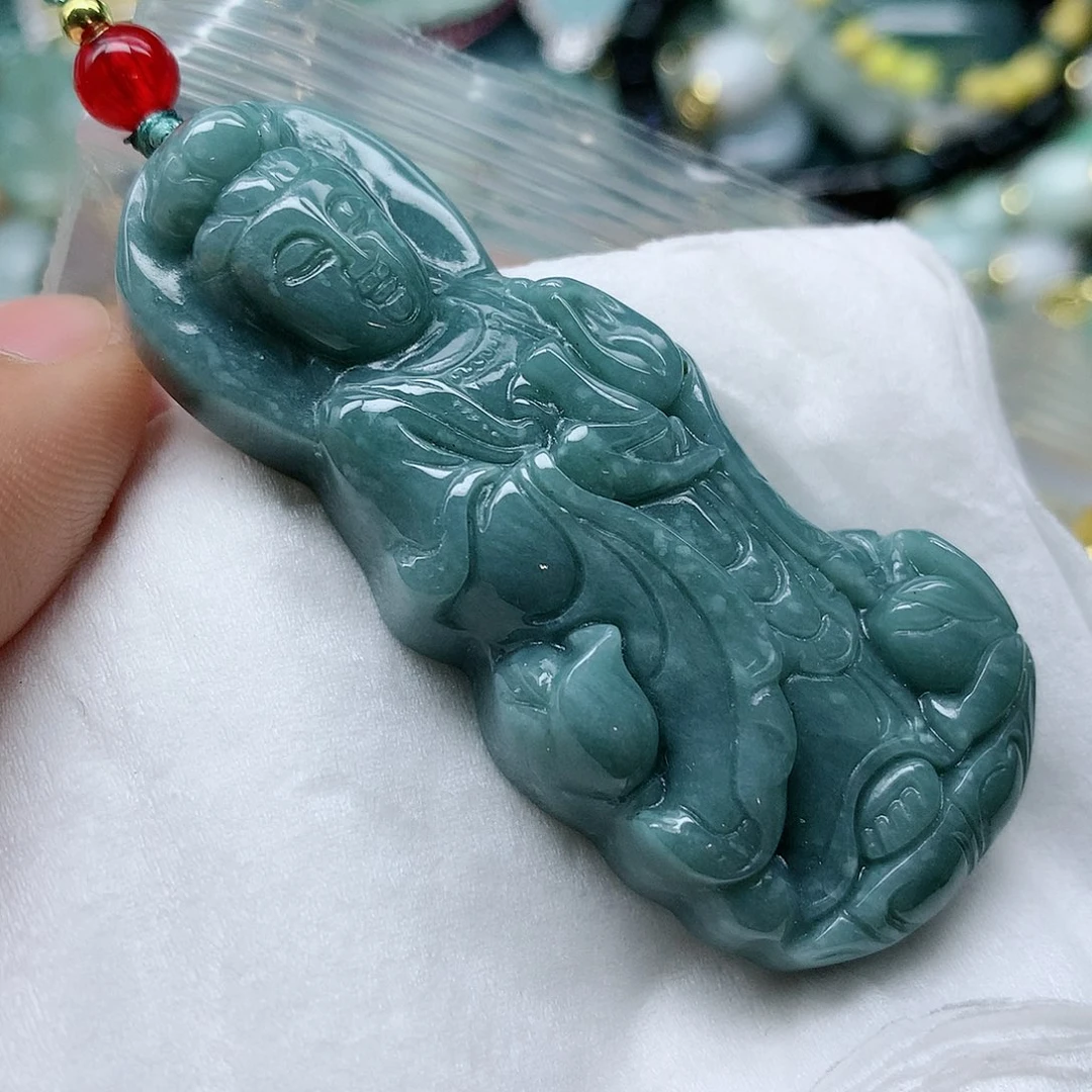 翡翠颈饰未镶嵌手串