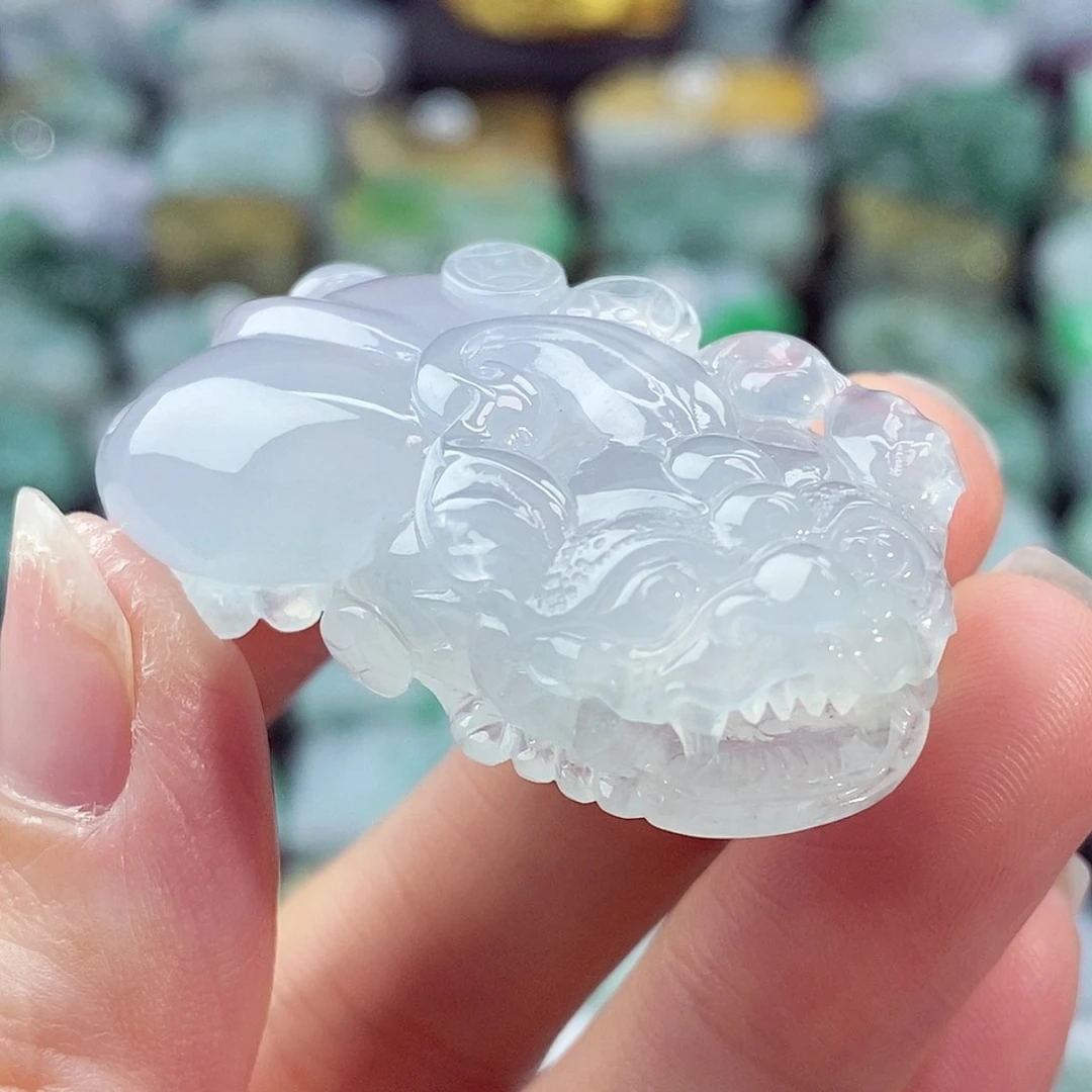 颈饰未镶嵌翡翠天然