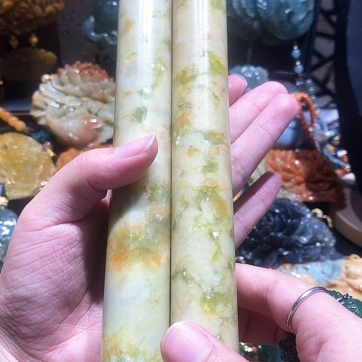 岫玉未镶嵌毛衣链