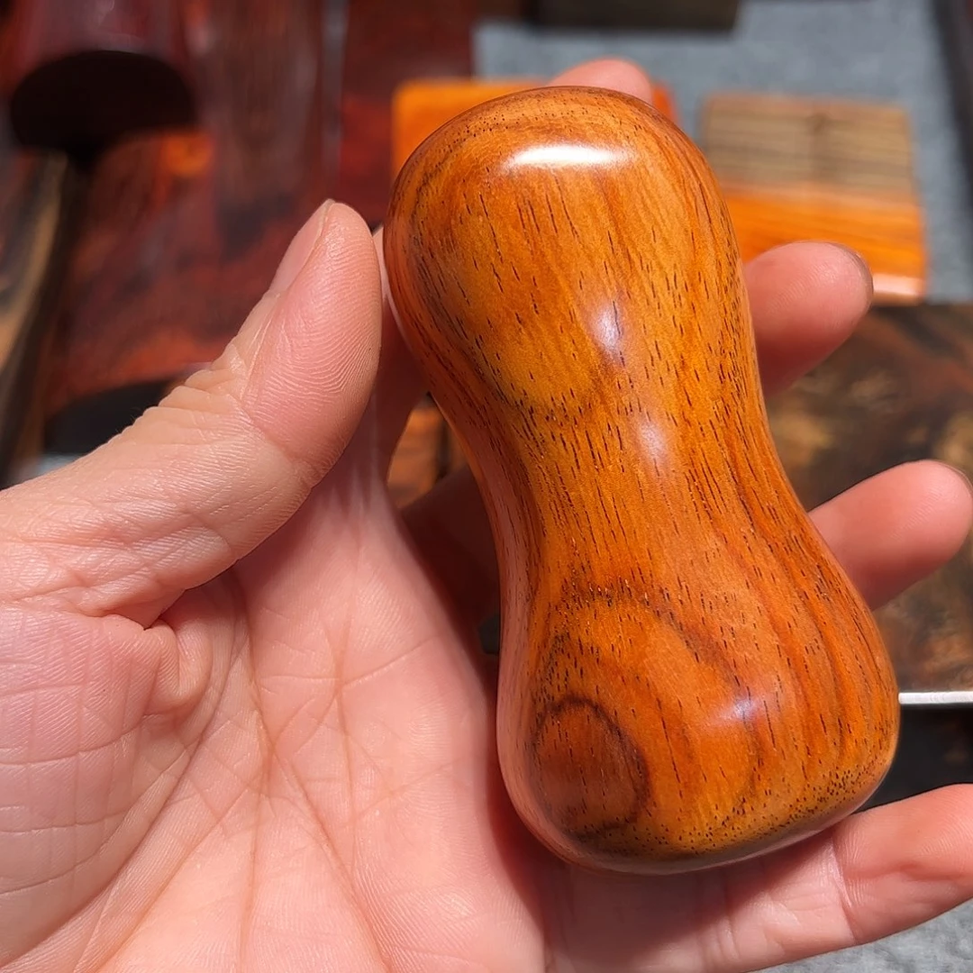 过***天交趾黄檀（大红酸枝）