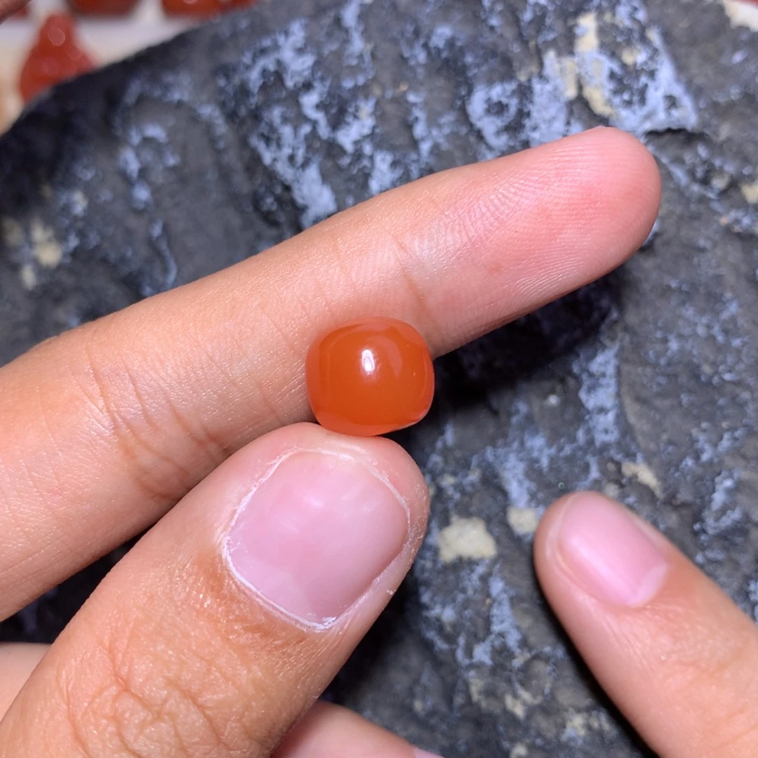 南红玛瑙未镶嵌保山柿子老型9.96×9
