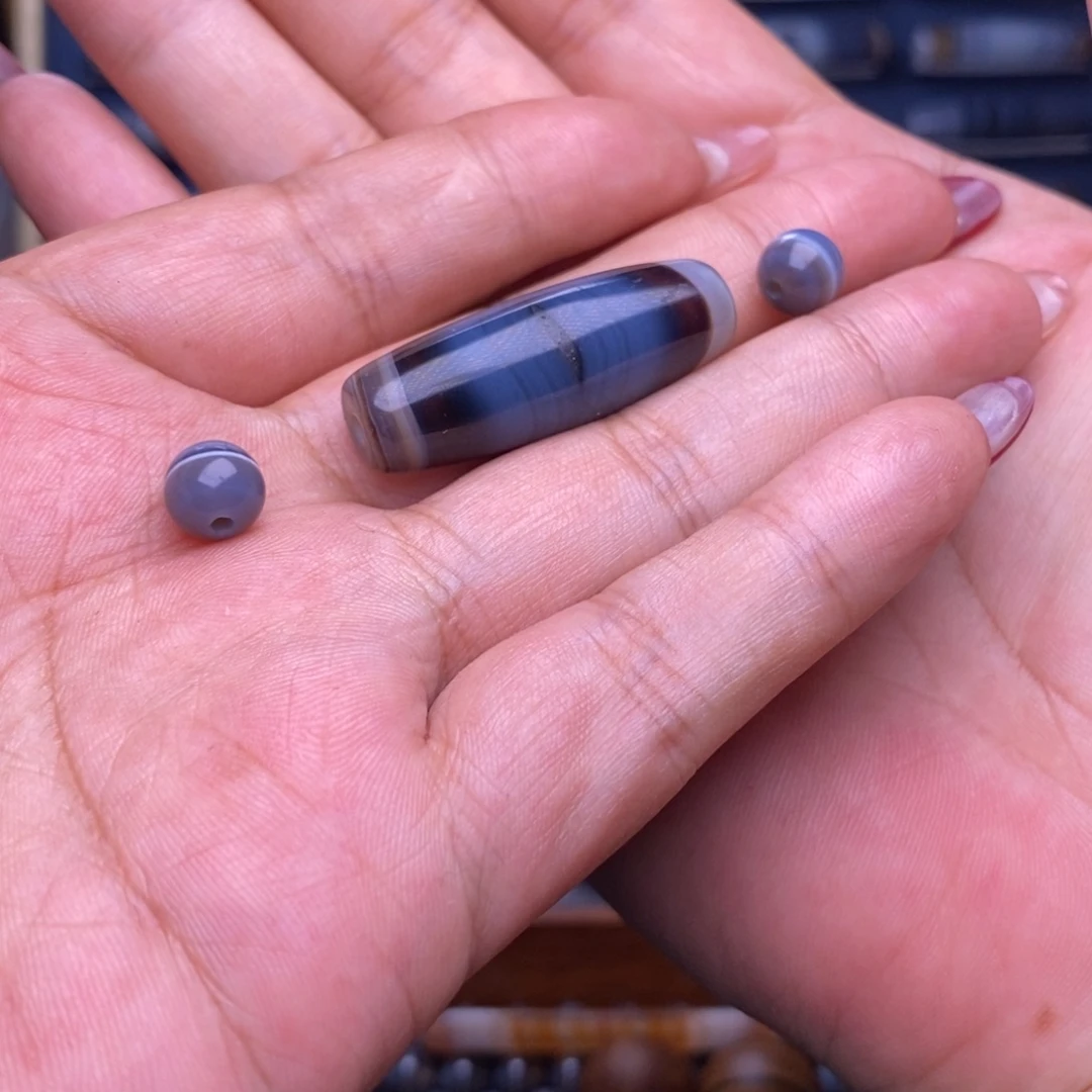 香****玛瑙/玉髓未镶嵌珠宝半成品