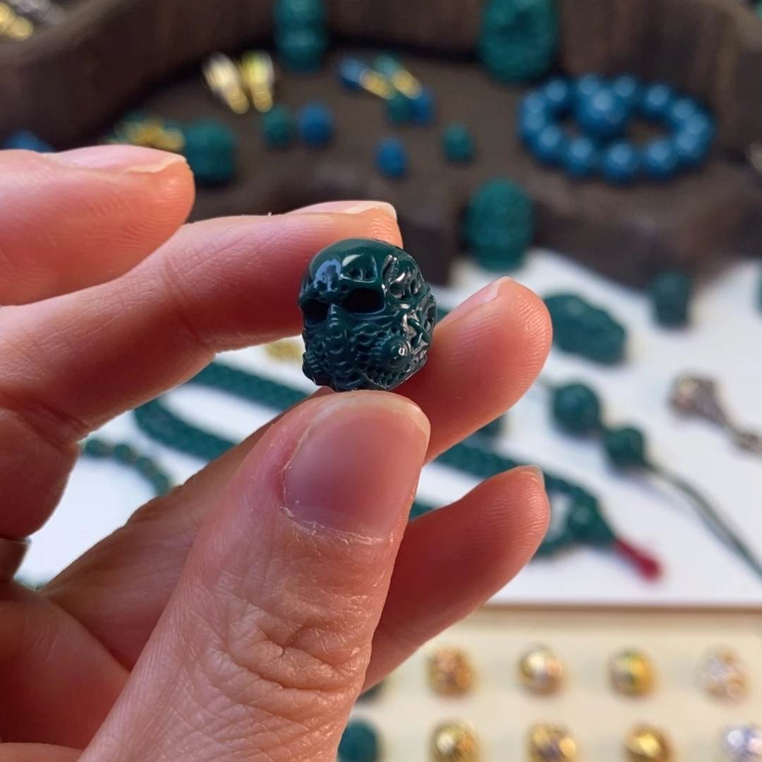 颈饰琉璃地狱色12mm唐鑫骷髅