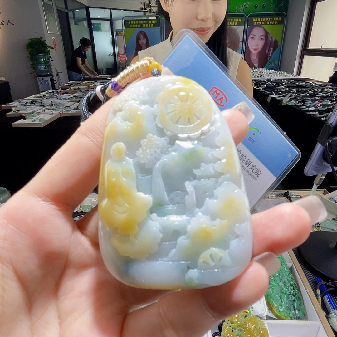 颈饰未镶嵌翡翠一个