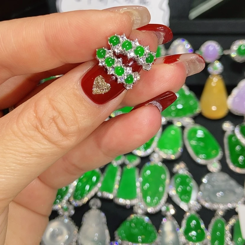 【闪购商品】翡翠耳饰未镶嵌天然翡翠