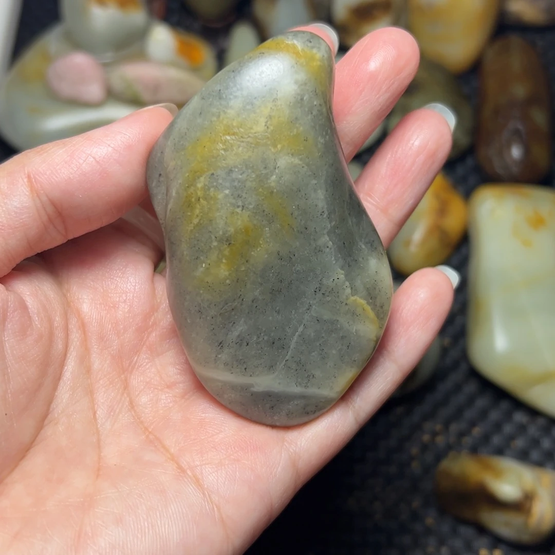 和田玉未镶嵌挂件1