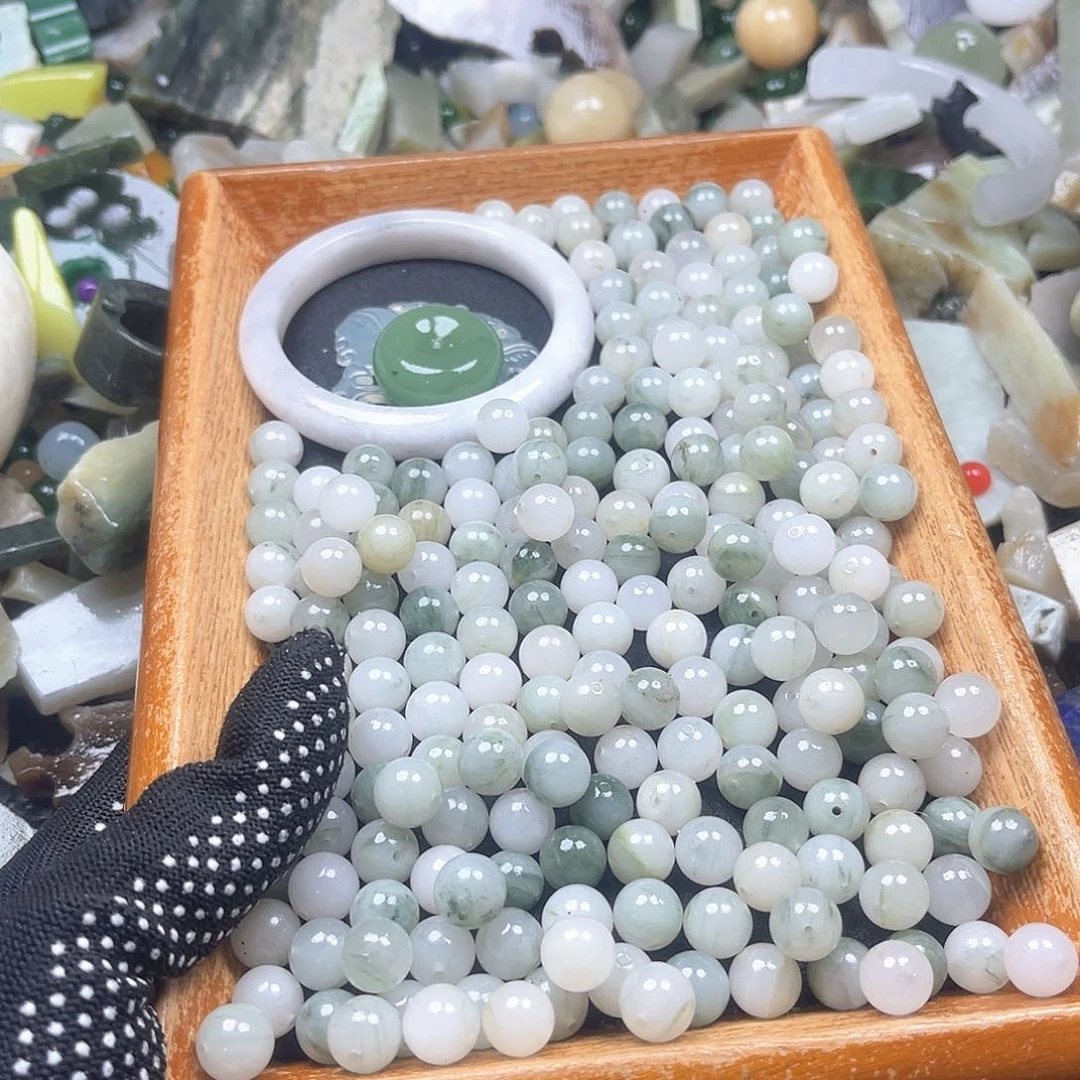 和田玉未镶嵌毛衣链喵*猫