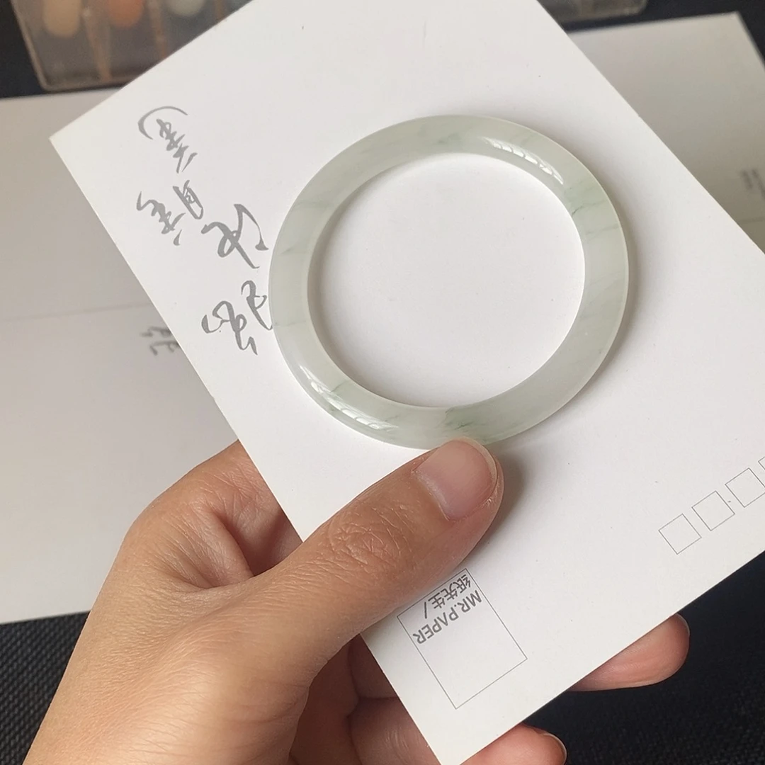 石英岩玉未镶嵌50冰飘花