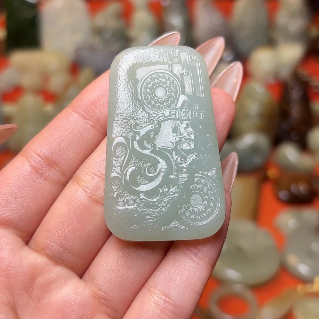 颈饰未镶嵌和田玉