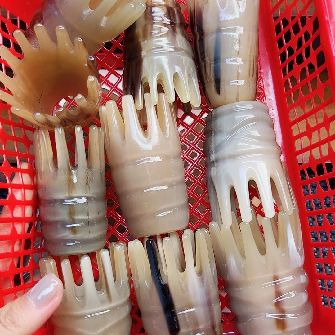 手工制作纯牛角梳子