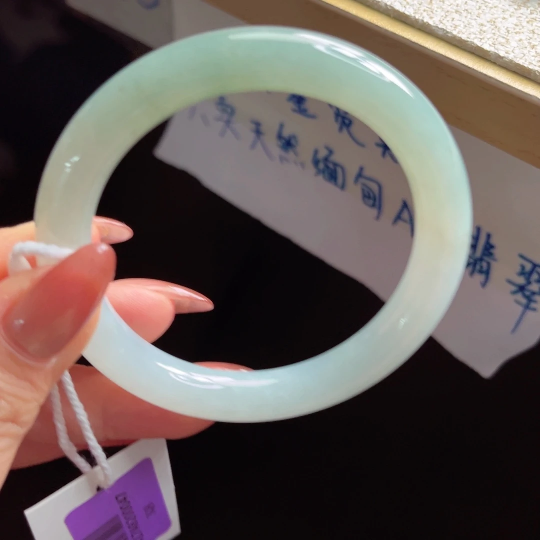 翡翠未镶嵌手镯手镯