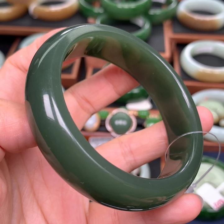 和田玉手镯未镶嵌58