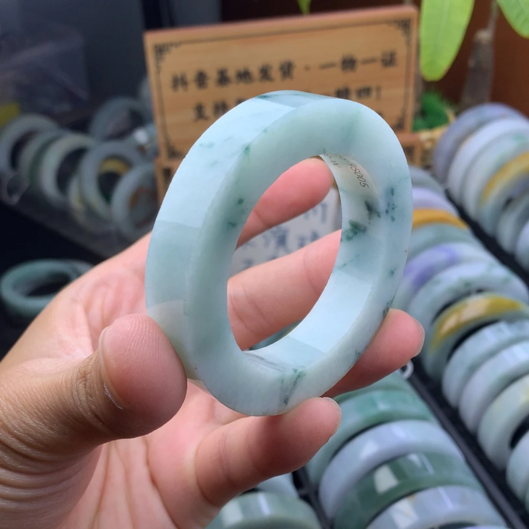 未镶嵌手镯定制翡翠定制手镯