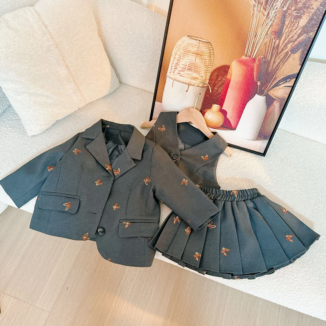 【现货】女童2025春季设计感时髦西装上衣时尚洋气百褶裙套装4Q119