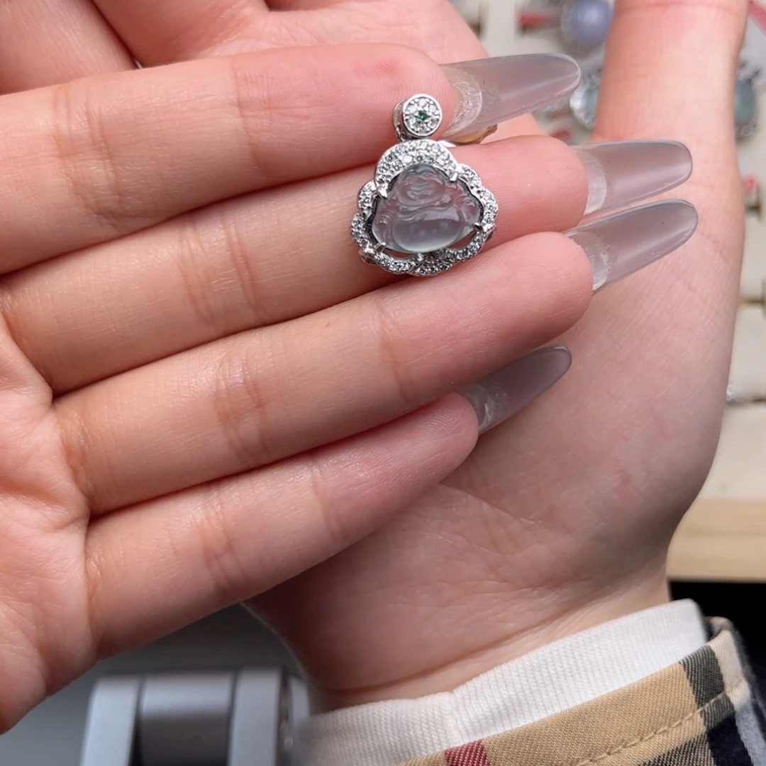 翡翠戒指银S925镶嵌668888