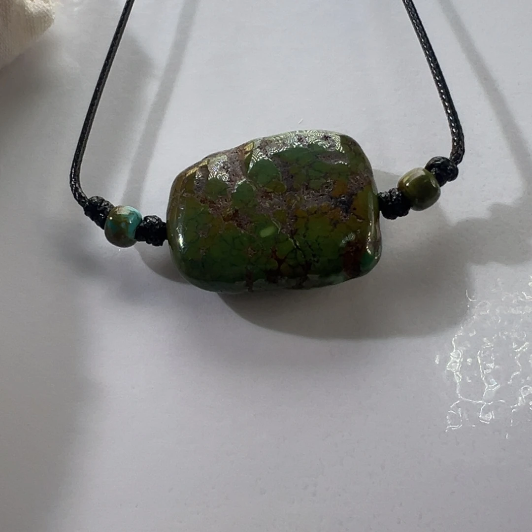 绿松石未镶嵌挂件