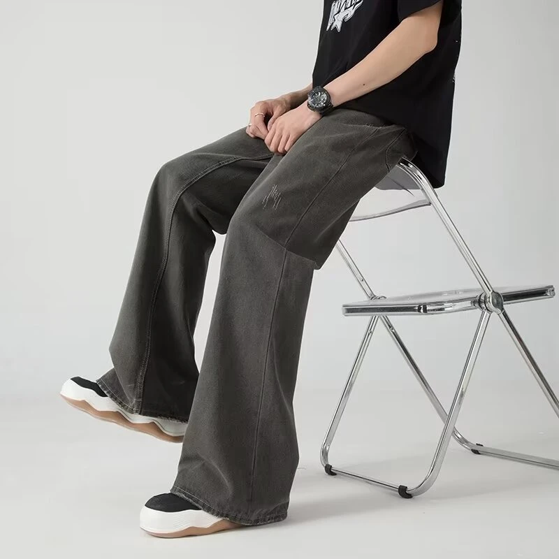 美式休闲水洗破坏复古做旧微喇叭牛仔裤男潮牌浅色高街刺绣长裤潮