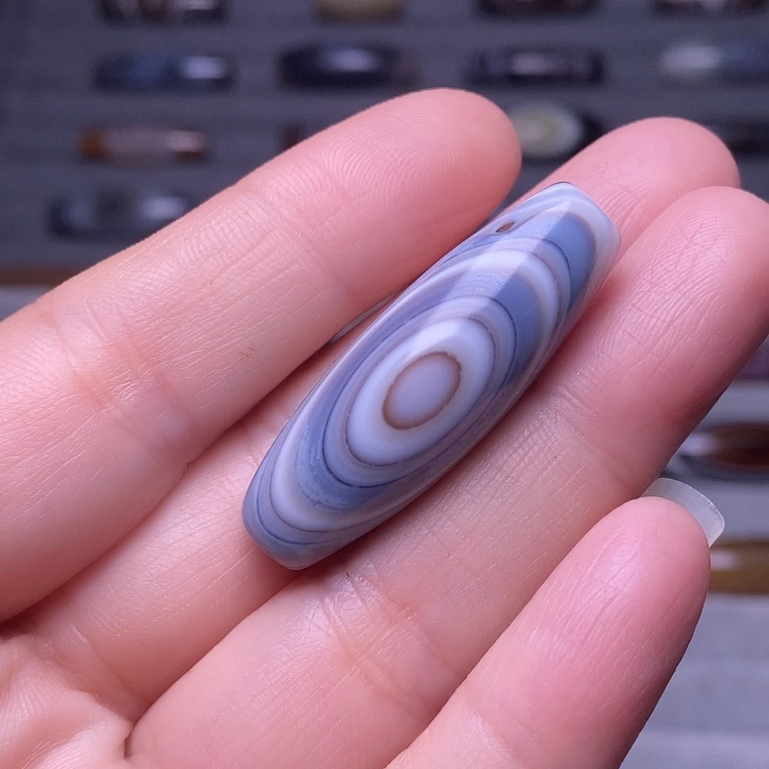 潇***哥玛瑙/玉髓未镶嵌颈饰