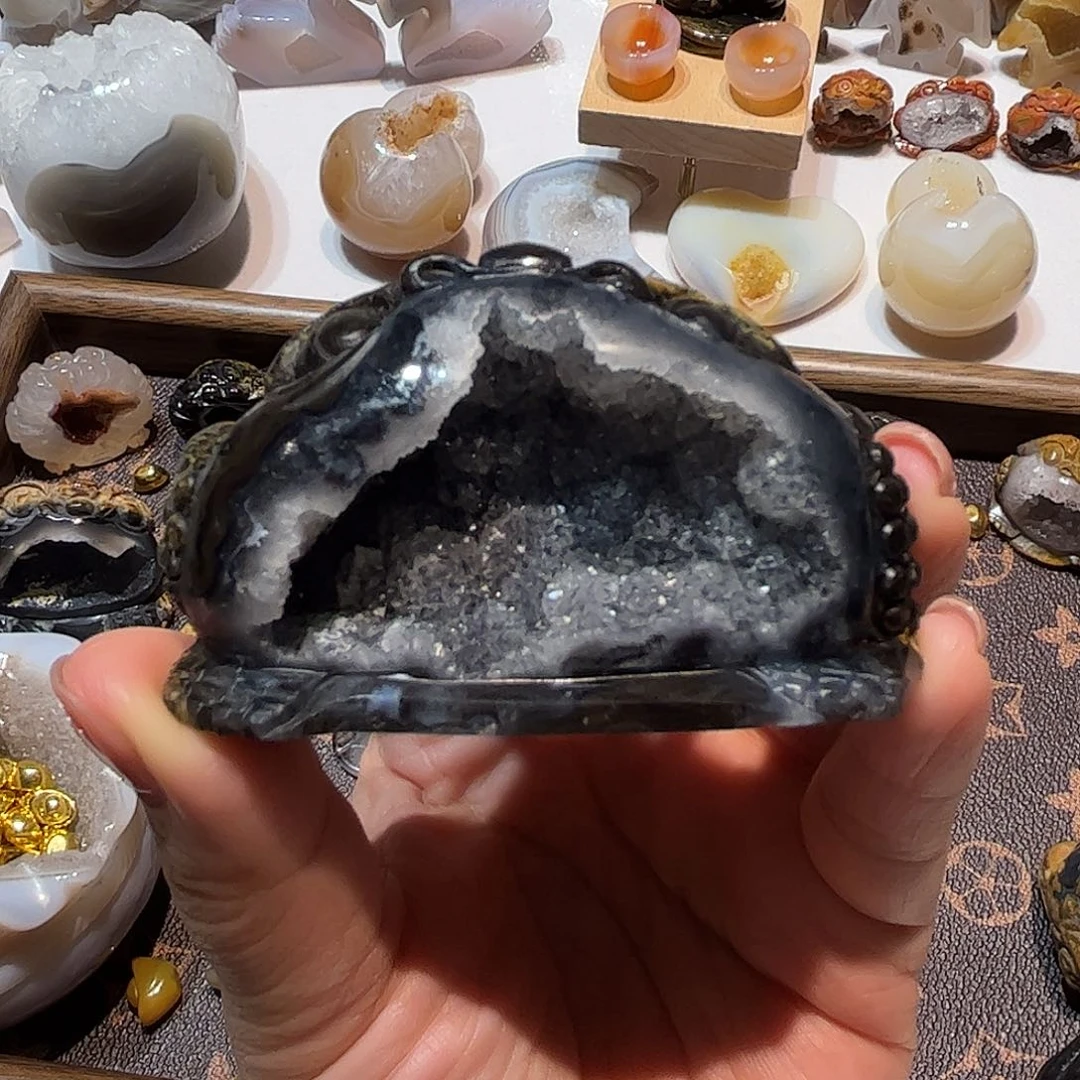 无未镶嵌水晶闪****✨九眼金蟾