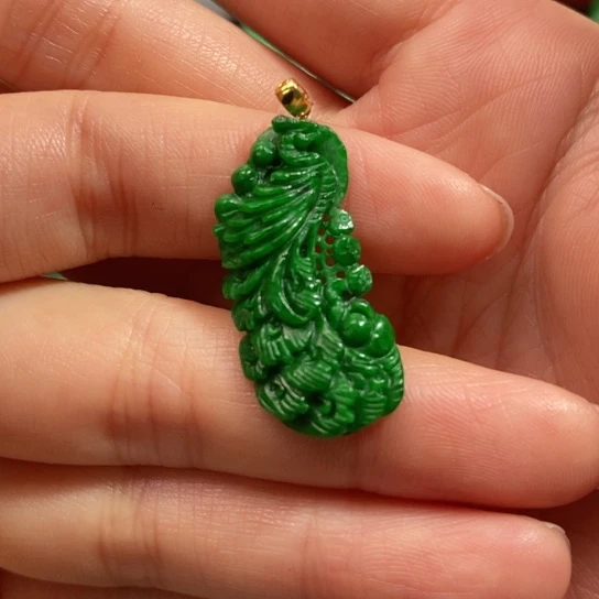 颈饰未镶嵌翡翠吊坠