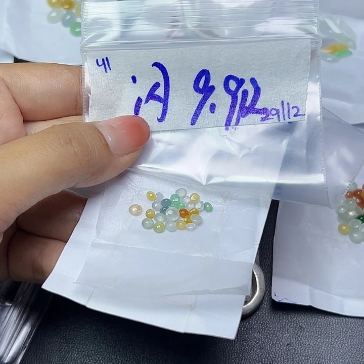 未镶嵌定制翡翠不