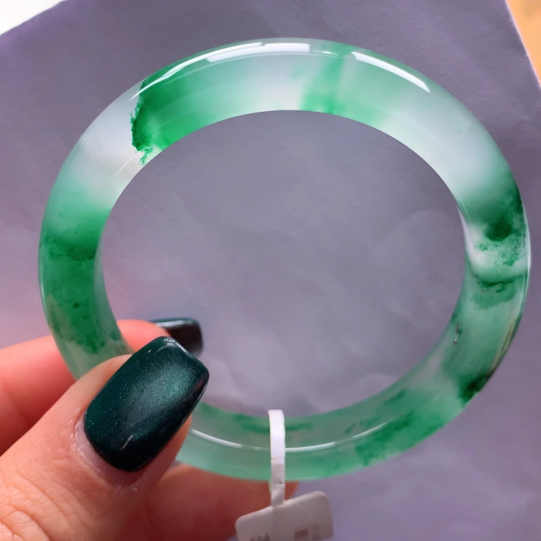 石英质玉未镶嵌手镯