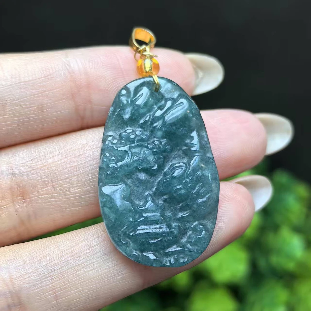 A5251翡翠山水牌吊坠-配皮绳-送礼佳品