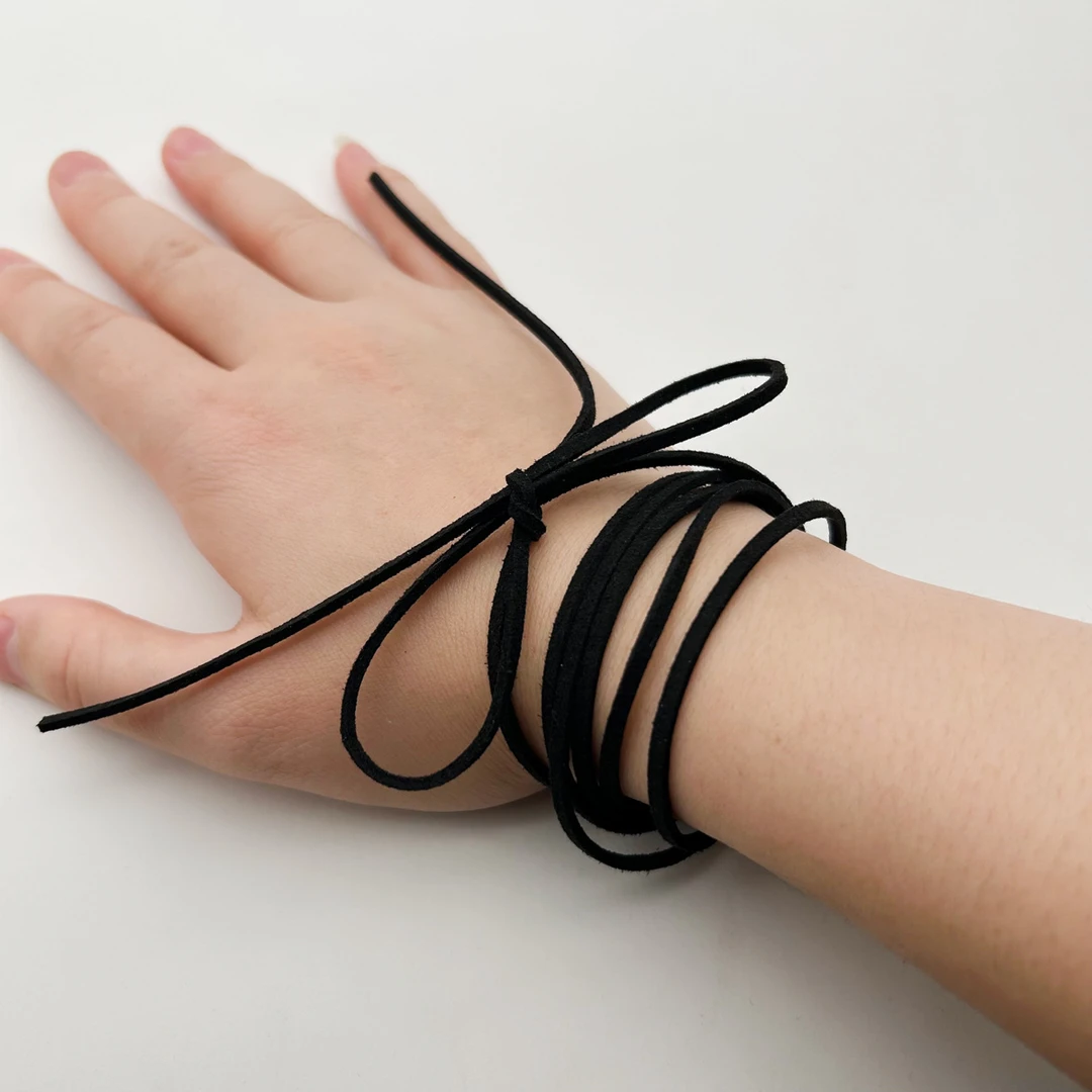 铜合金亚克力项链欧美饰品长款绒布绳项饰简约个性多层颈链哥特式