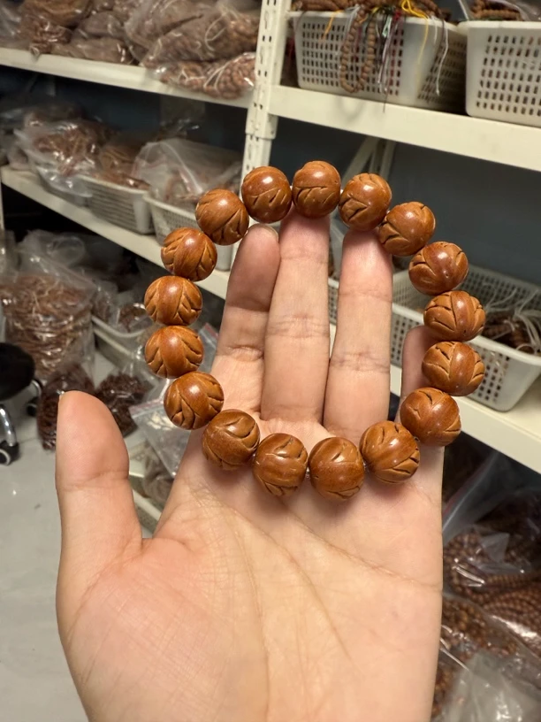 Z7龙珠桃核手串15➕左右