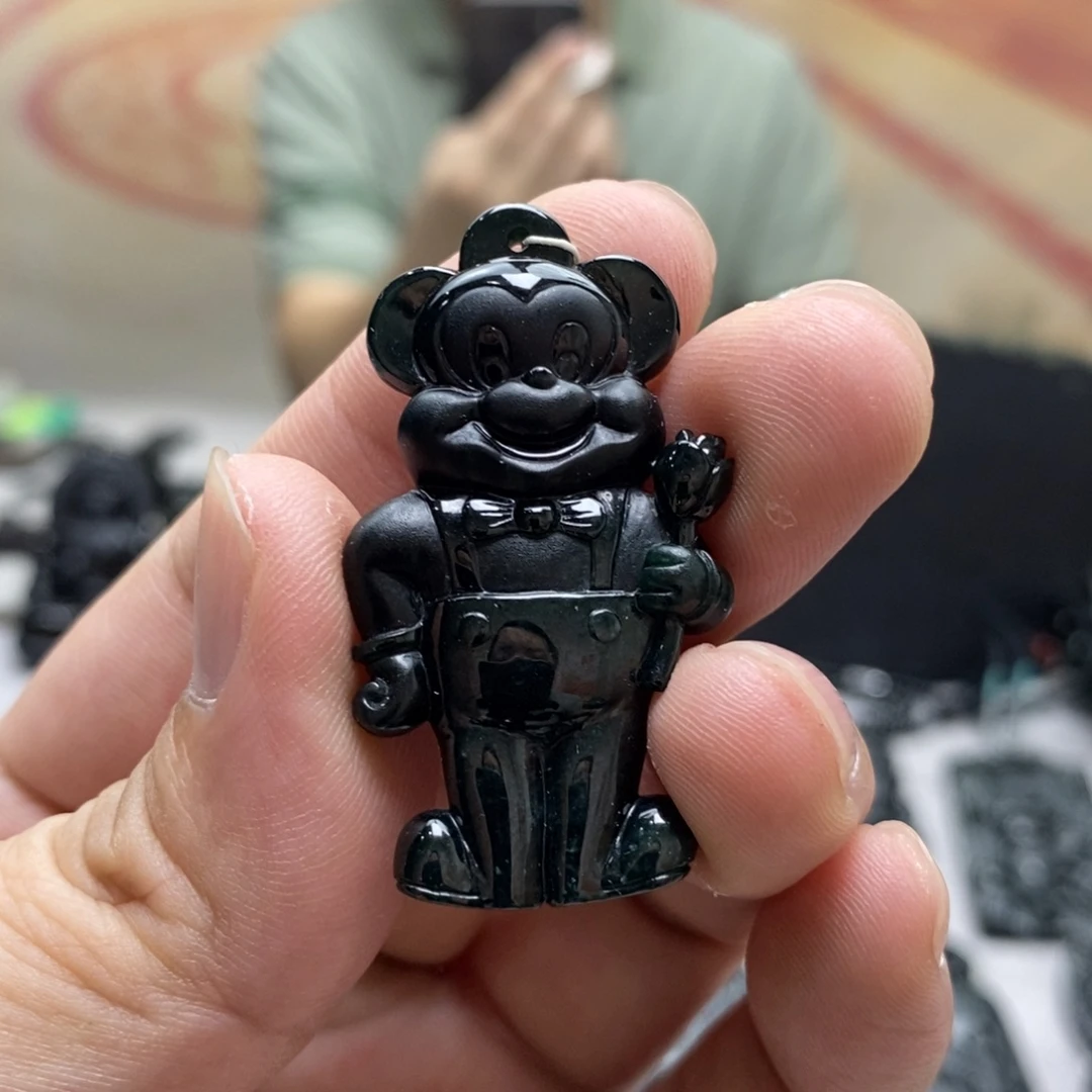翡翠未镶嵌颈饰吊坠
