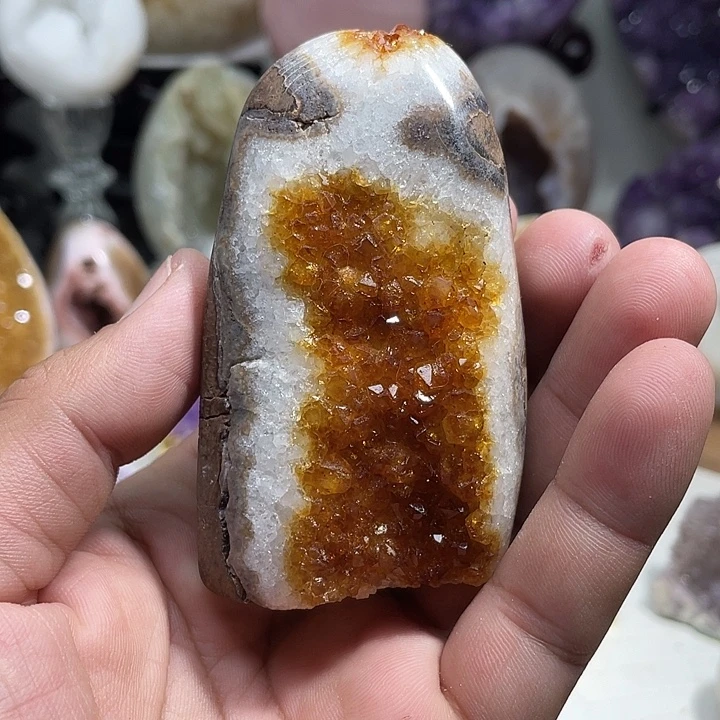 未镶嵌水晶珠宝半成品