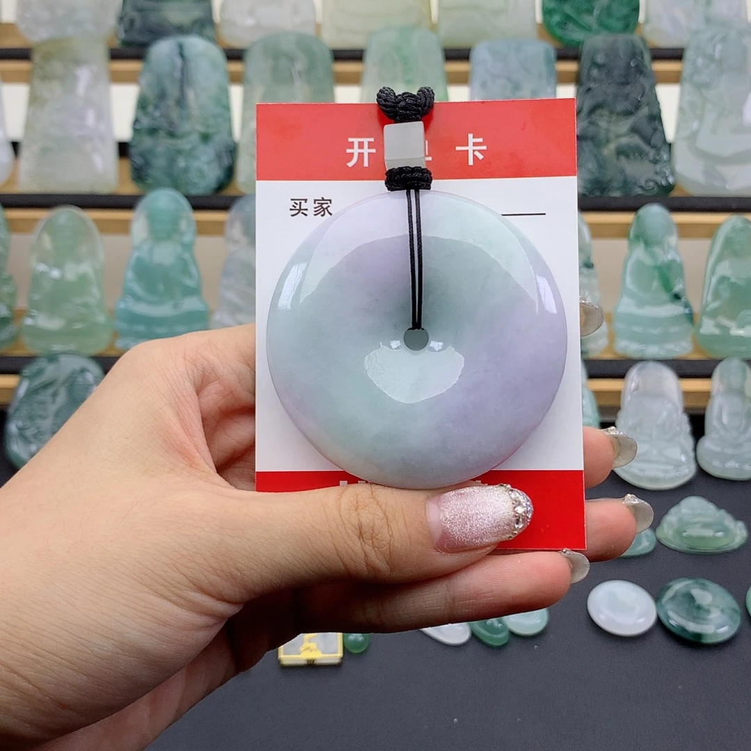 翡翠未镶嵌颈饰平安扣