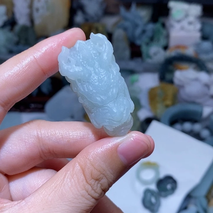 定制翡翠未镶嵌翡翠