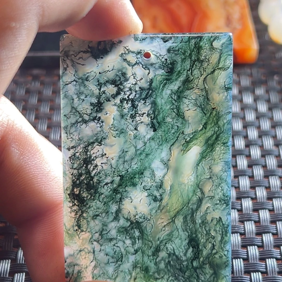 玛瑙/玉髓颈饰未镶嵌凡*