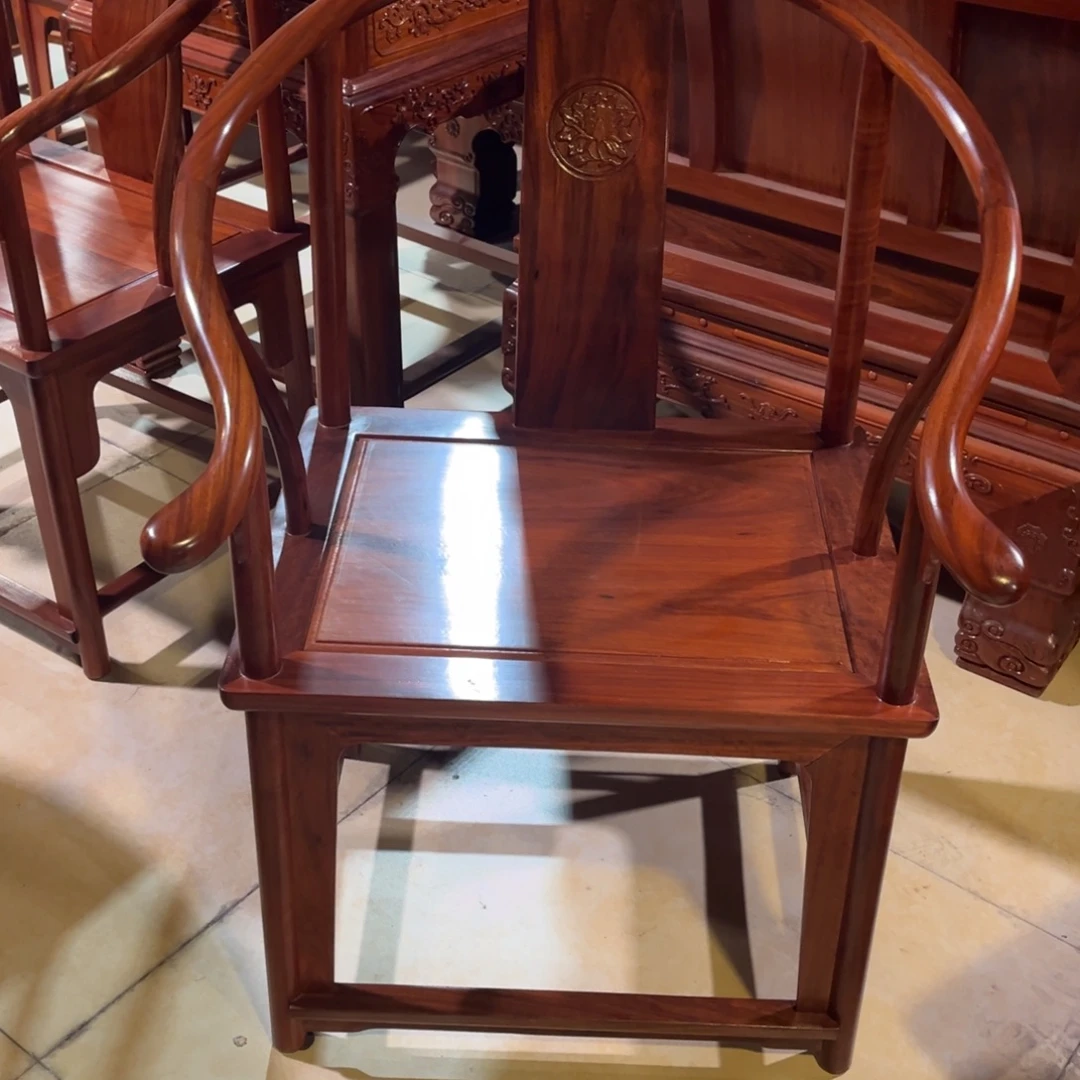 风***下案台花梨木类刺猬紫檀圈椅