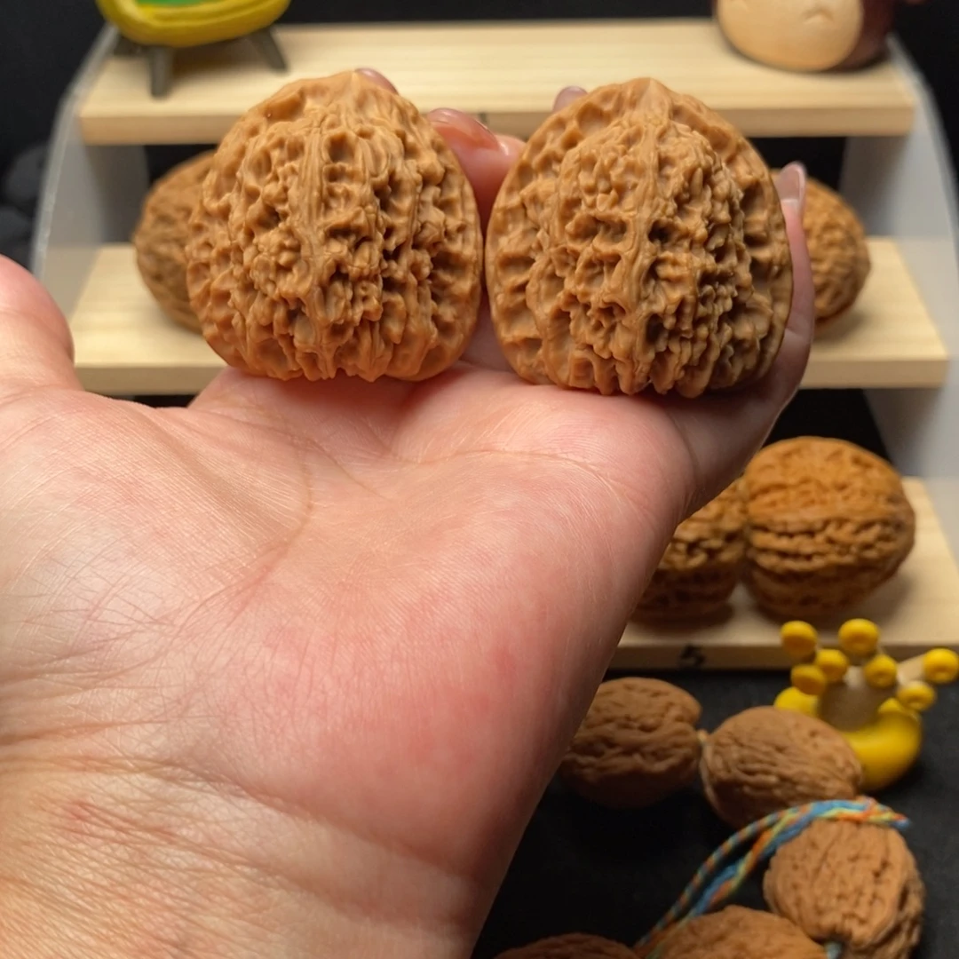 文玩核桃把件33号南将石44边全品原生态